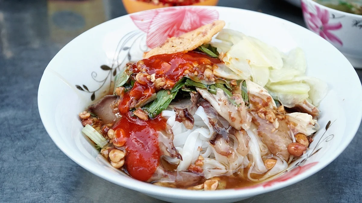 ăn gì ở hà giang - phở chua